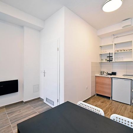 Apartments Dubec Сесвете Екстер'єр фото