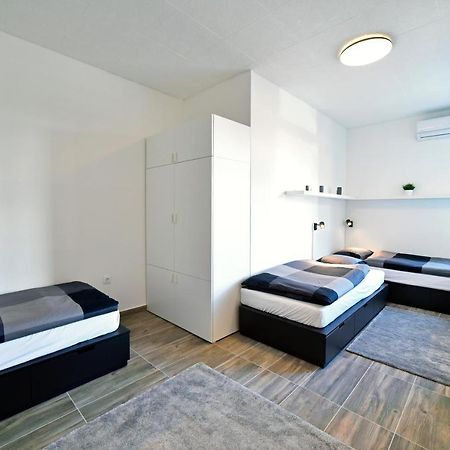 Apartments Dubec Сесвете Екстер'єр фото