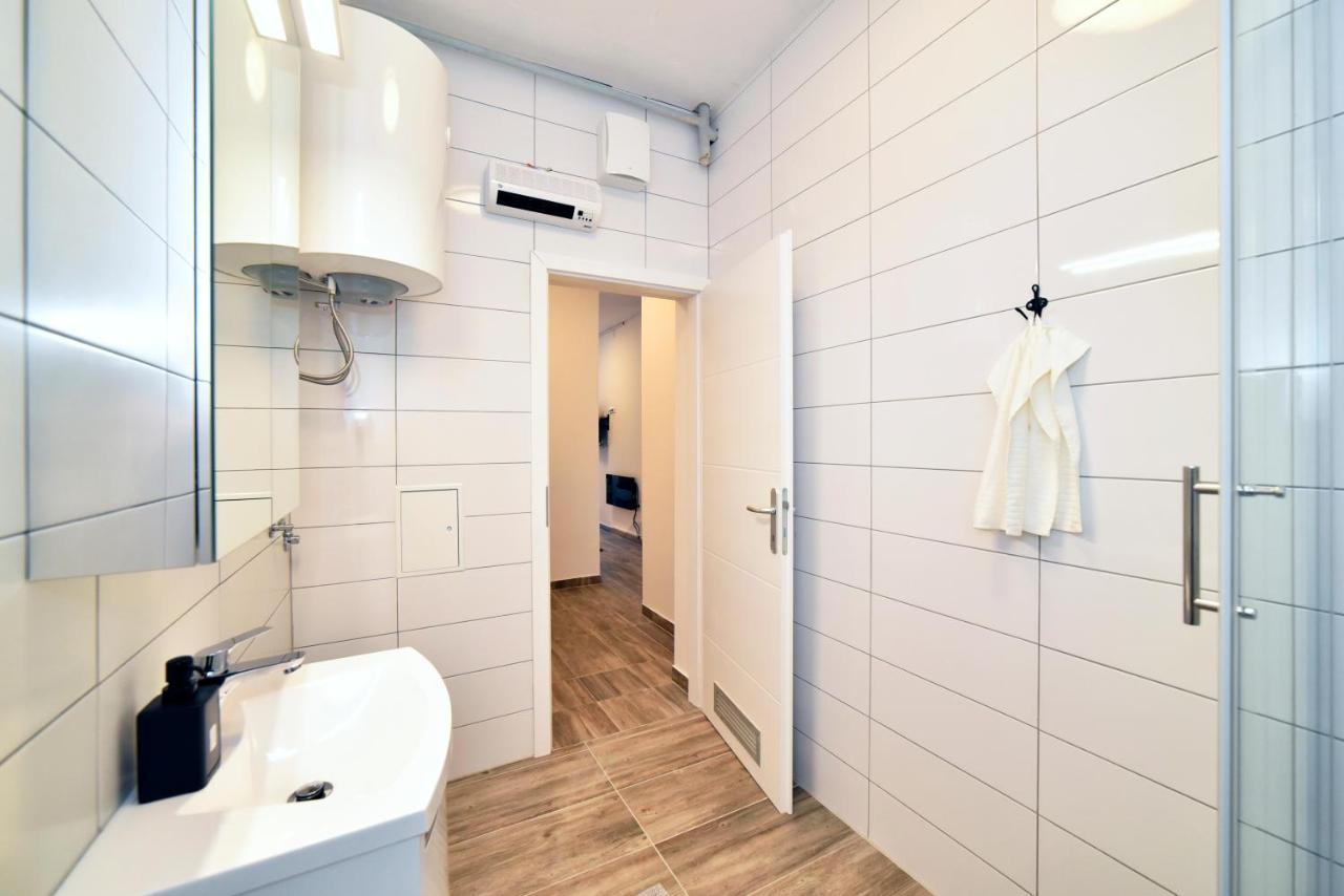 Apartments Dubec Сесвете Екстер'єр фото
