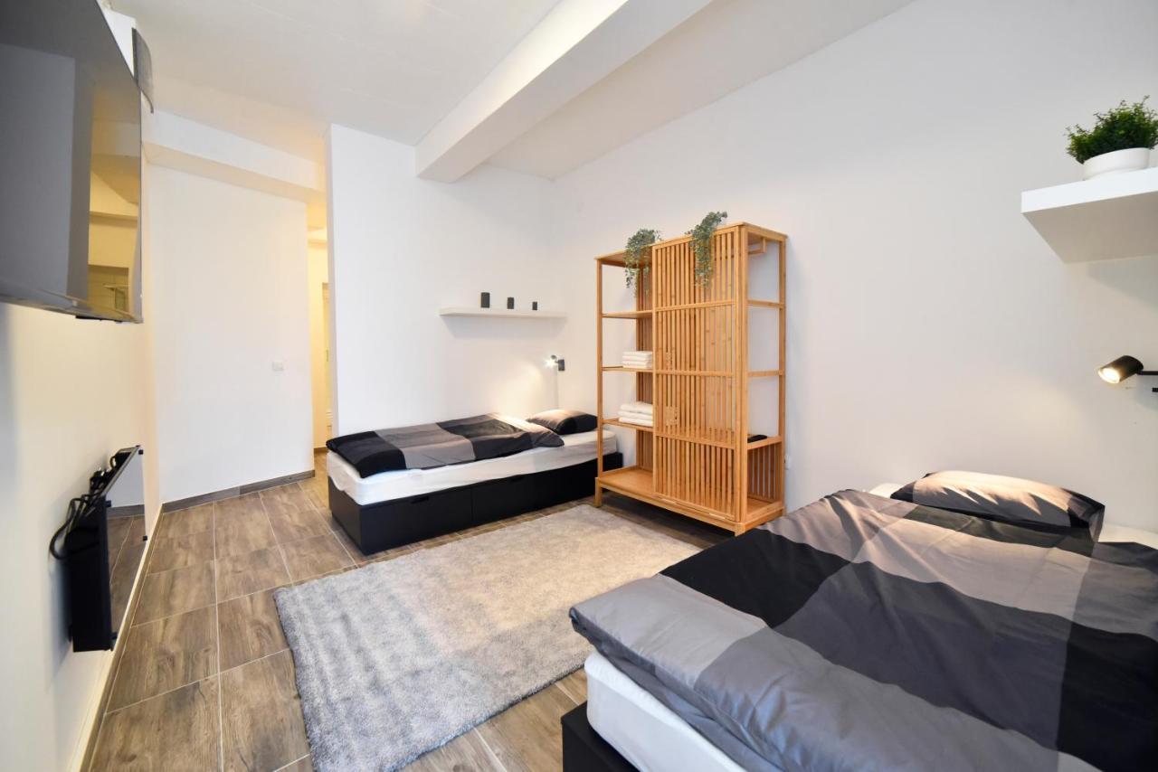 Apartments Dubec Сесвете Екстер'єр фото