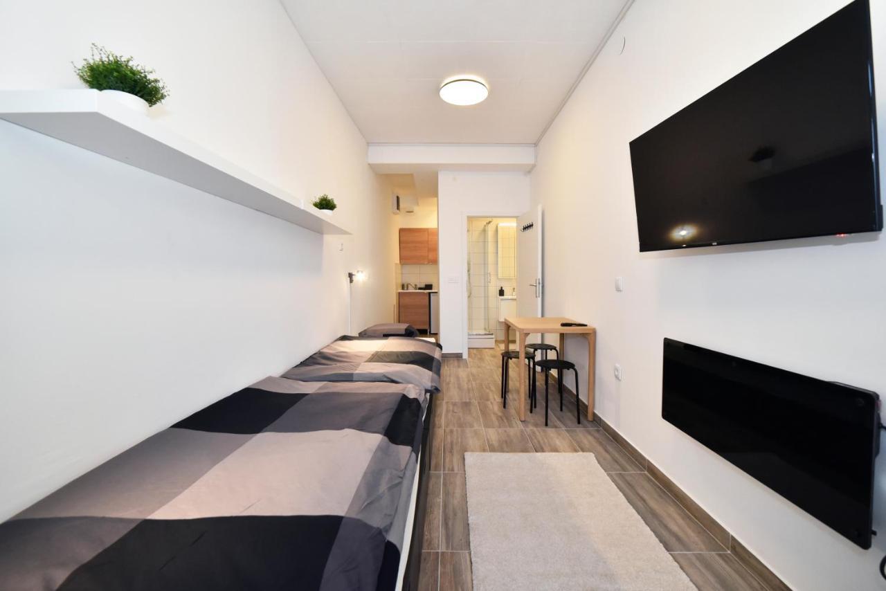 Apartments Dubec Сесвете Екстер'єр фото