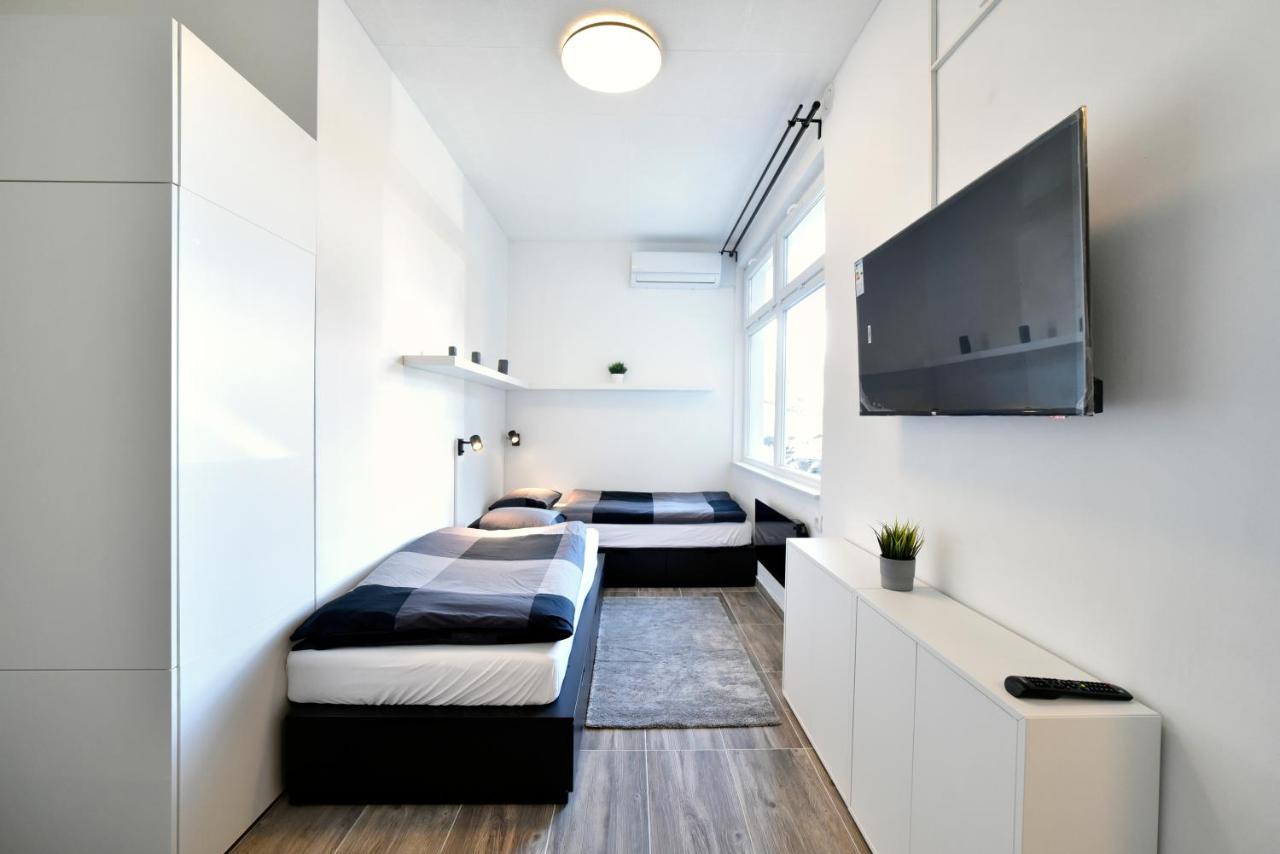 Apartments Dubec Сесвете Екстер'єр фото